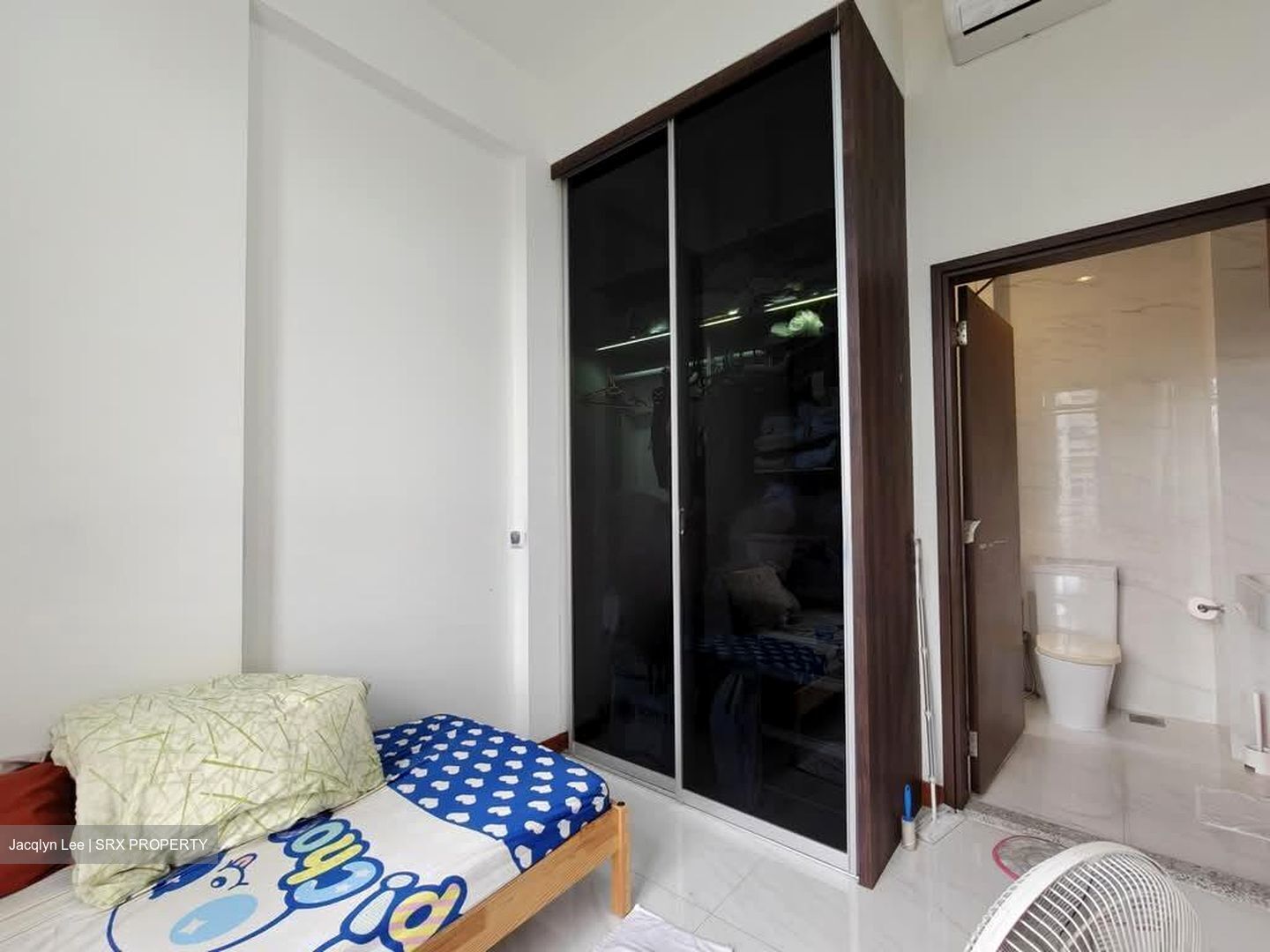 Hillsta (D23), Condominium #573569921